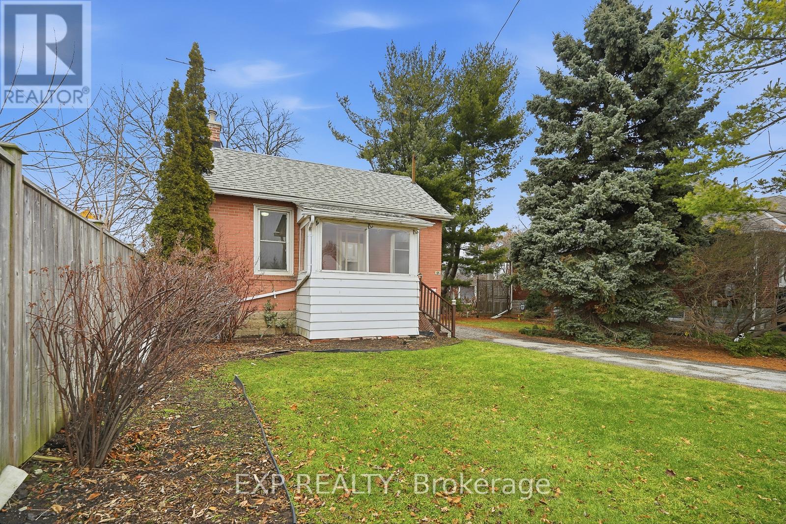 1105 Haig Boulevard, Mississauga, Ontario  L5E 2M4 - Photo 4 - W12690782