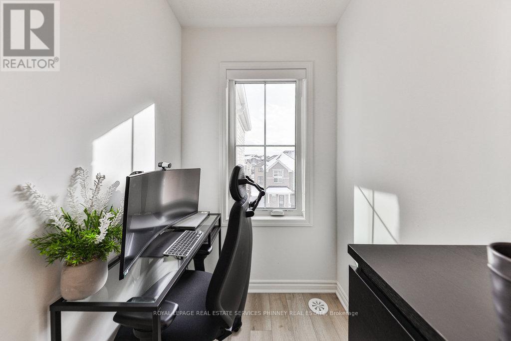 1841 Thames Circle, Milton, Ontario  L9E 2A4 - Photo 21 - W12690786