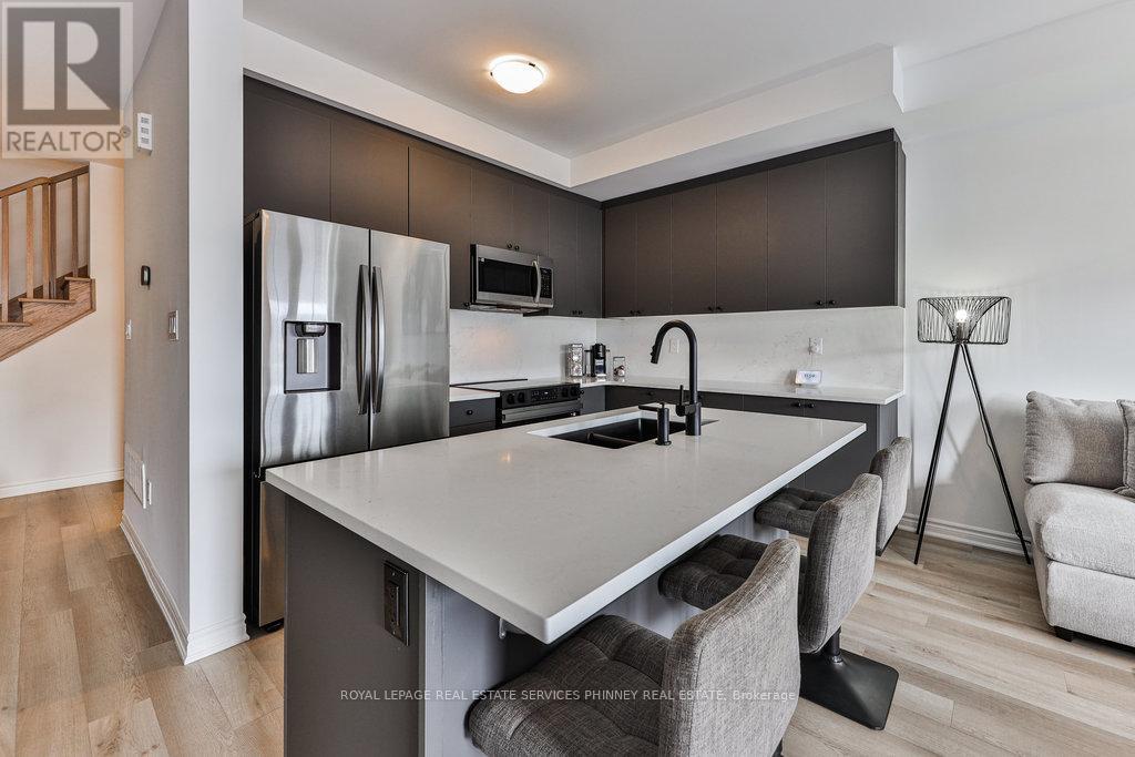 1841 Thames Circle, Milton, Ontario  L9E 2A4 - Photo 9 - W12690786