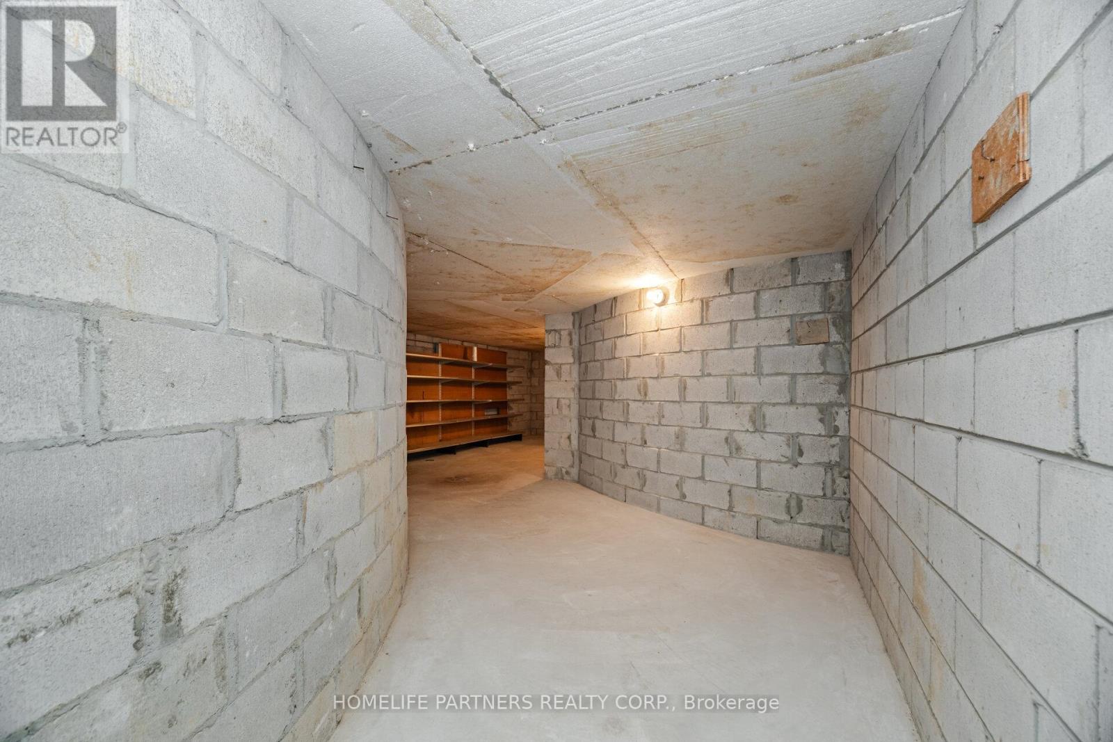 55 Wallasey Avenue, Toronto, Ontario  M9M 1E1 - Photo 43 - W12690812