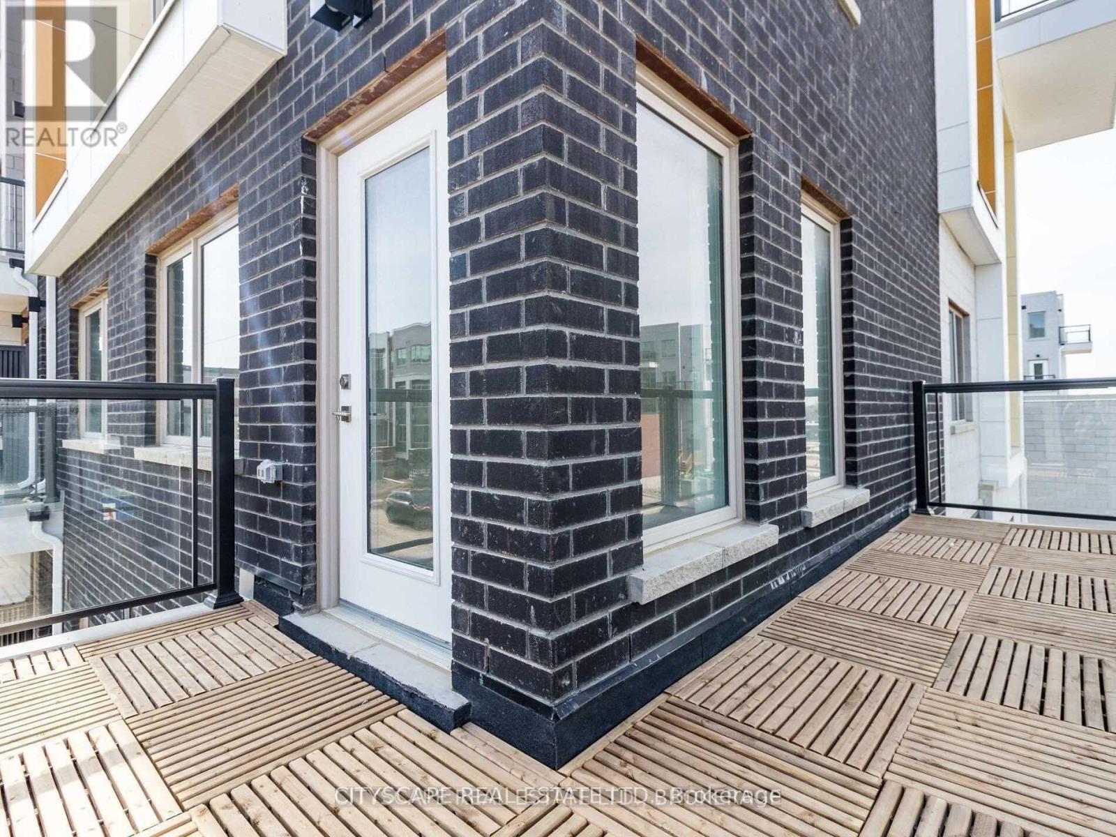 50 William Duncan Road, Toronto, Ontario  M3K 0C5 - Photo 15 - W12690834