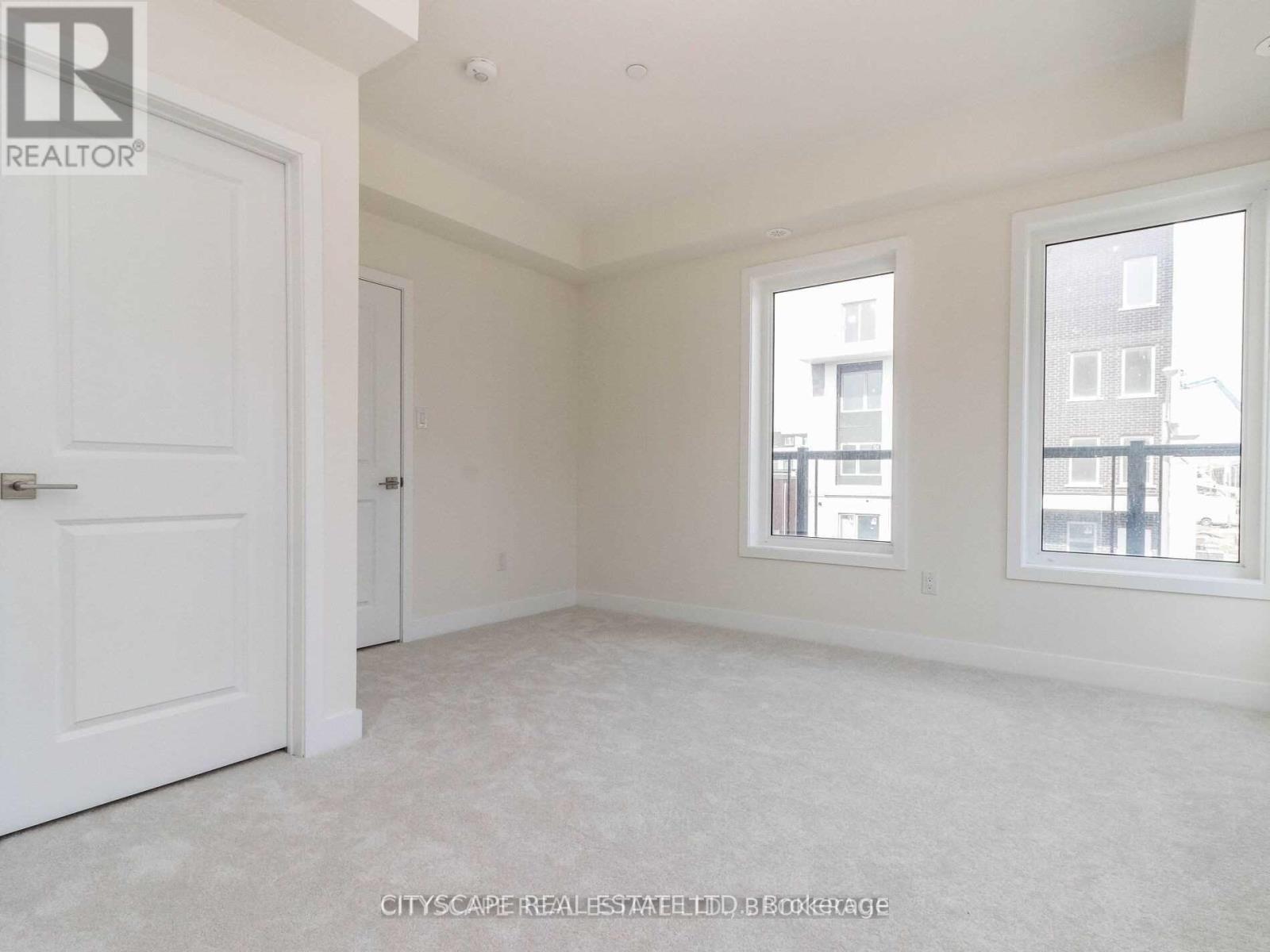 50 William Duncan Road, Toronto, Ontario  M3K 0C5 - Photo 7 - W12690834