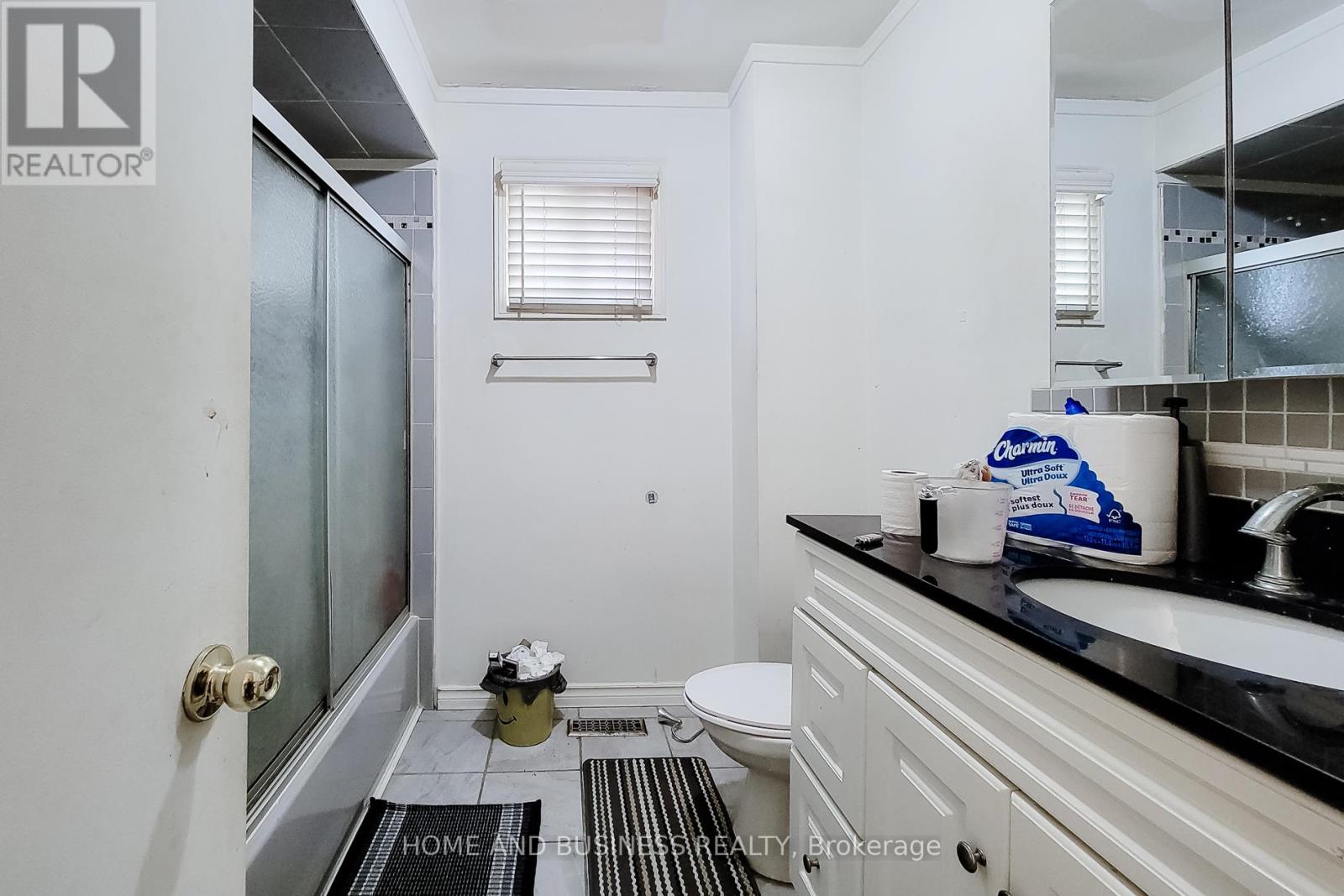 5213 Palomar Crescent, Mississauga, Ontario  L5R 2W8 - Photo 19 - W12690858