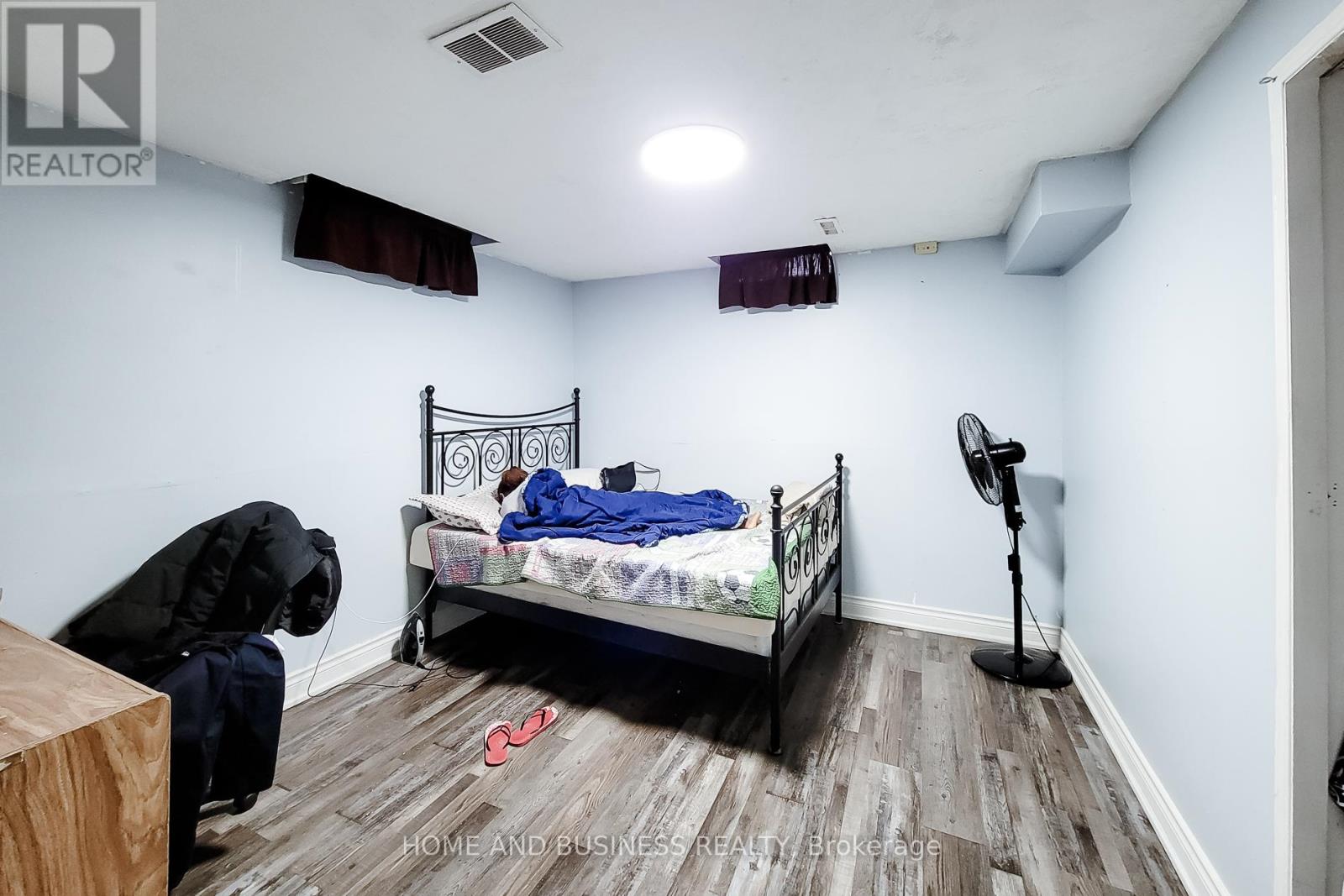 5213 Palomar Crescent, Mississauga, Ontario  L5R 2W8 - Photo 28 - W12690858