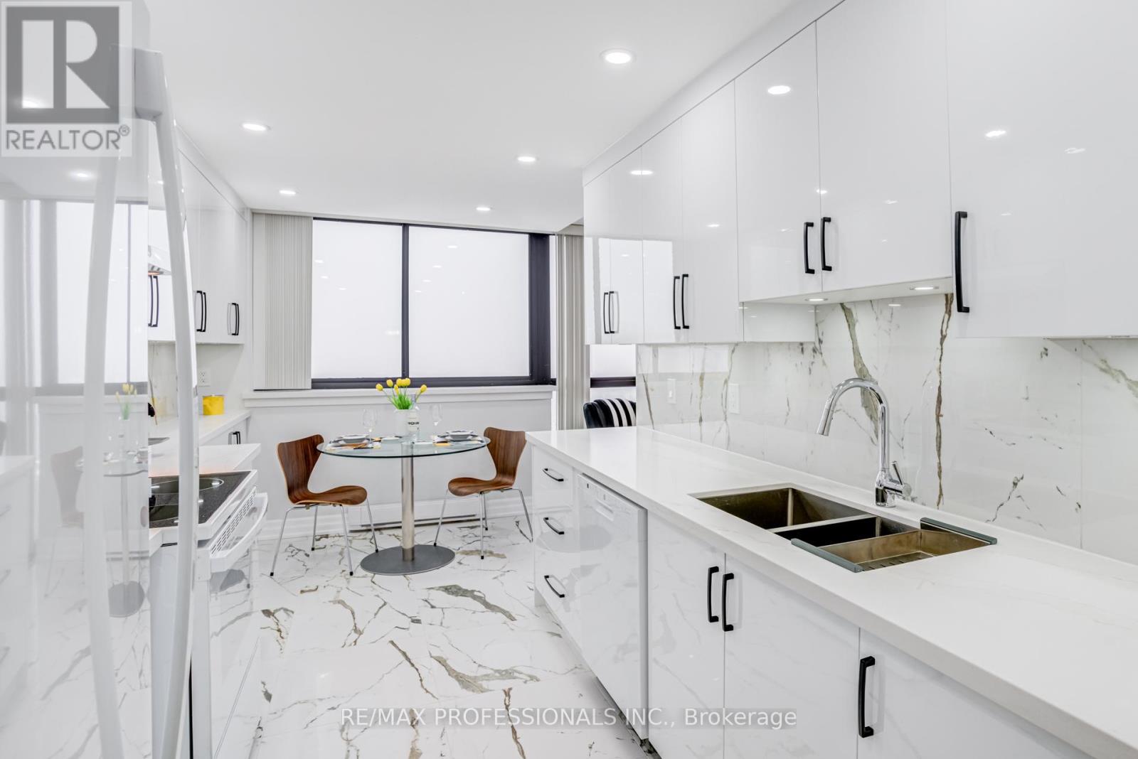 1509 - 40 Richview Road, Toronto, Ontario  M9A 5C1 - Photo 20 - W12690868