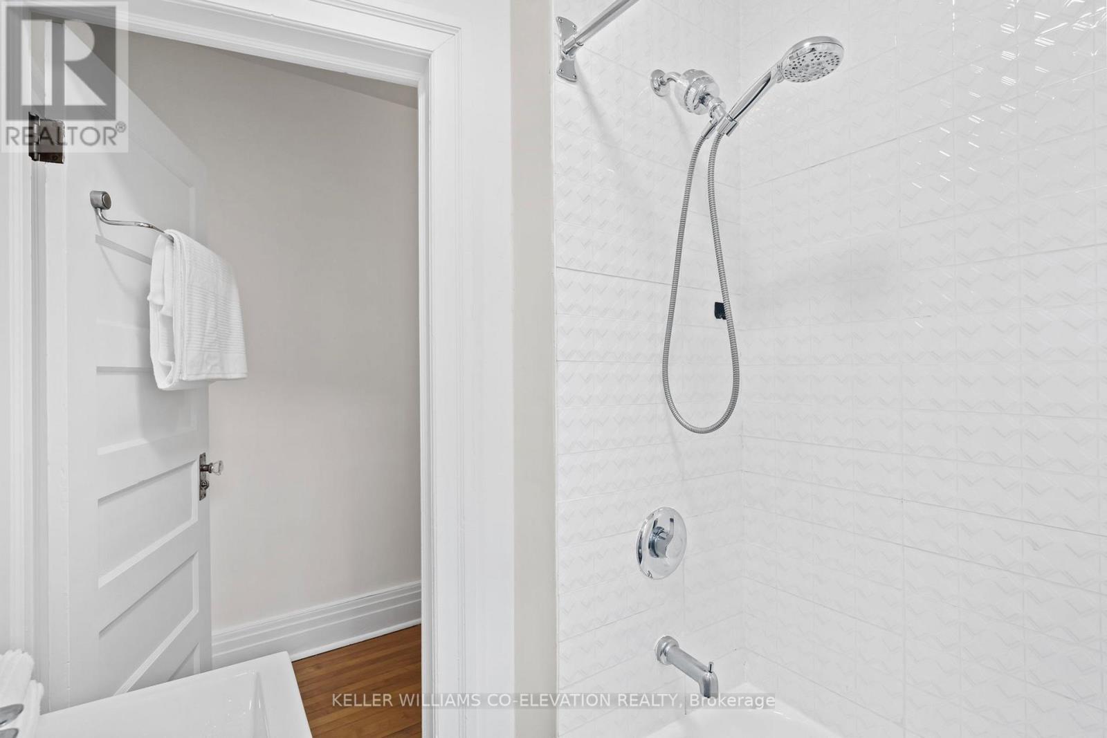 49 Grenadier Road, Toronto, Ontario  M6R 1R1 - Photo 23 - W12690900