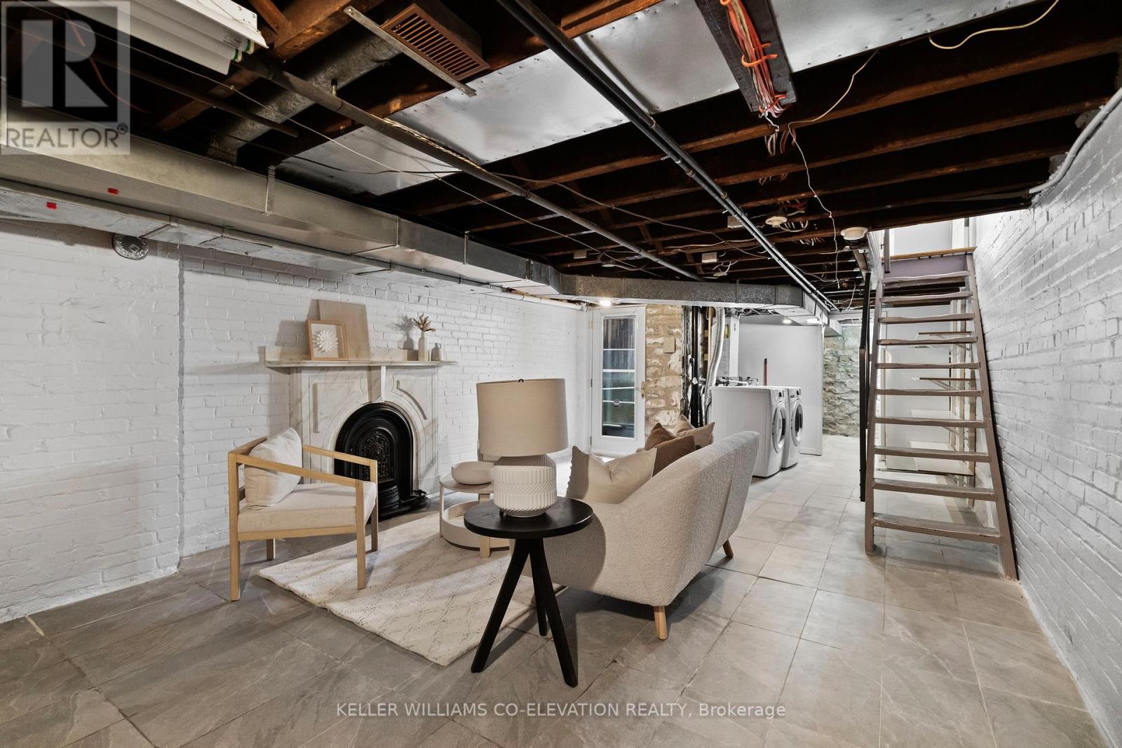 49 Grenadier Road, Toronto, Ontario  M6R 1R1 - Photo 27 - W12690900