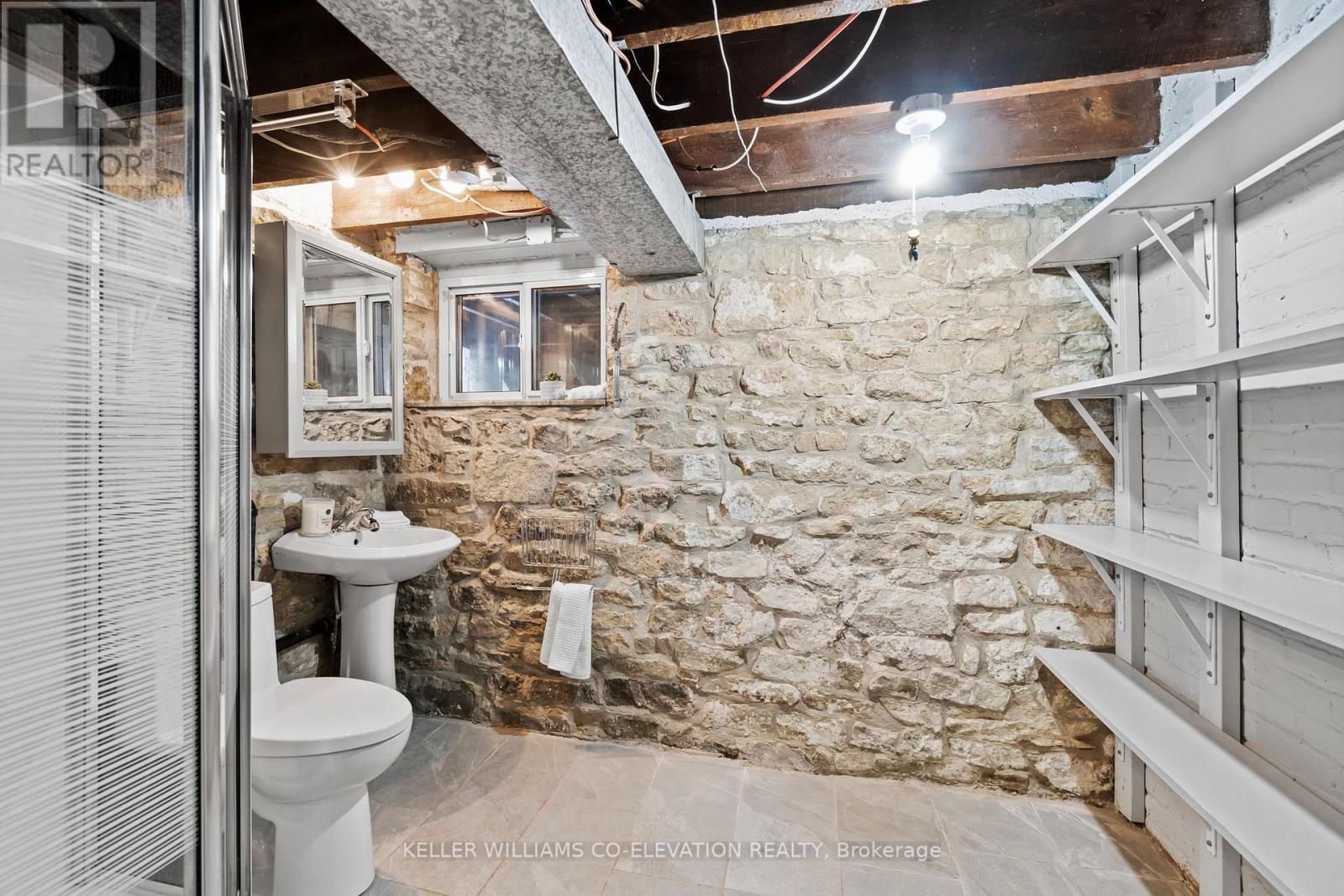 49 Grenadier Road, Toronto, Ontario  M6R 1R1 - Photo 31 - W12690900