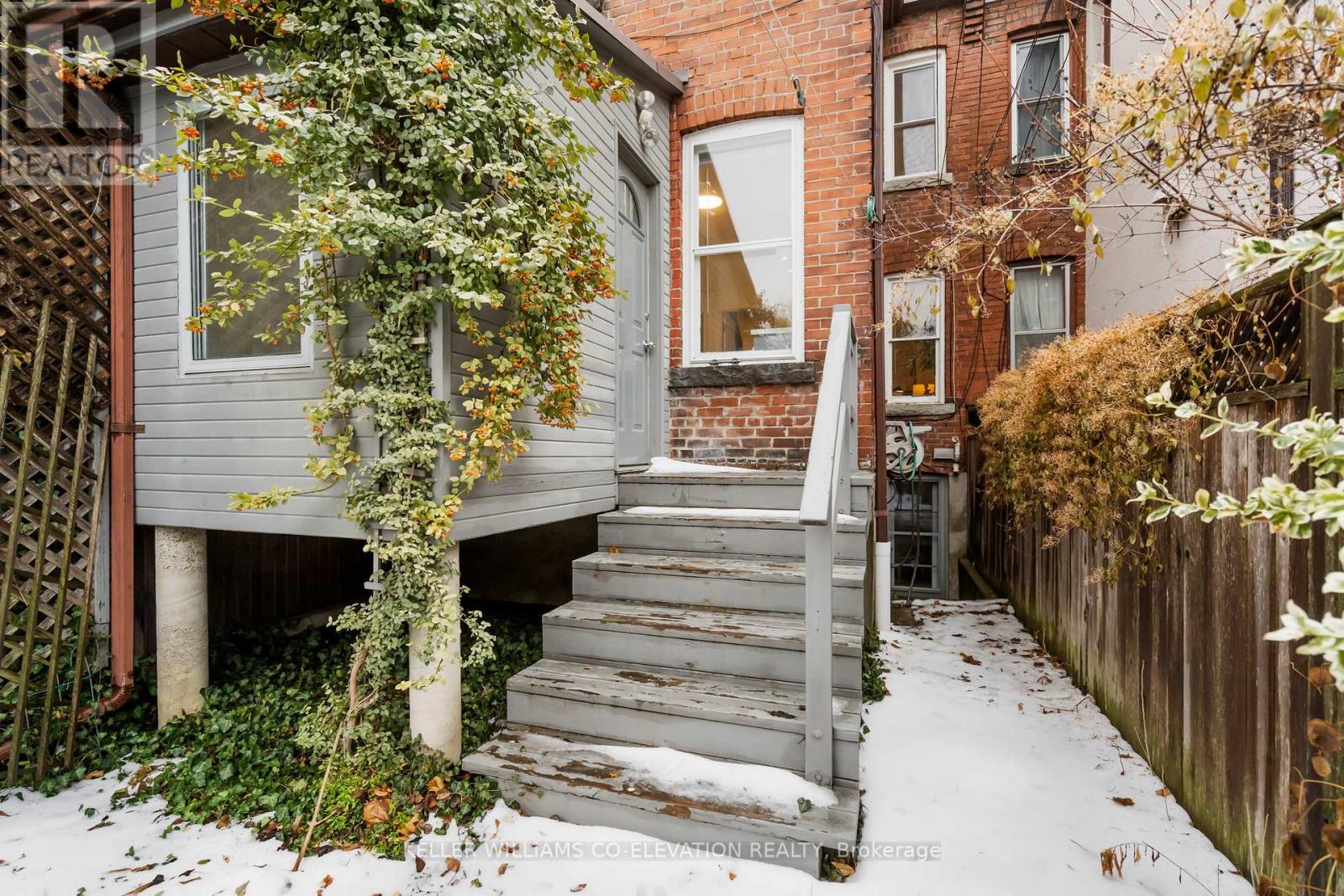 49 Grenadier Road, Toronto, Ontario  M6R 1R1 - Photo 35 - W12690900