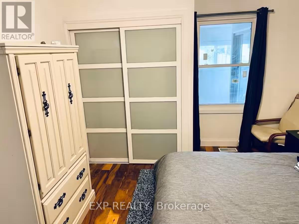 4364 Homewood Avenue, Niagara Falls, Ontario  L2E 4X2 - Photo 10 - X12690804