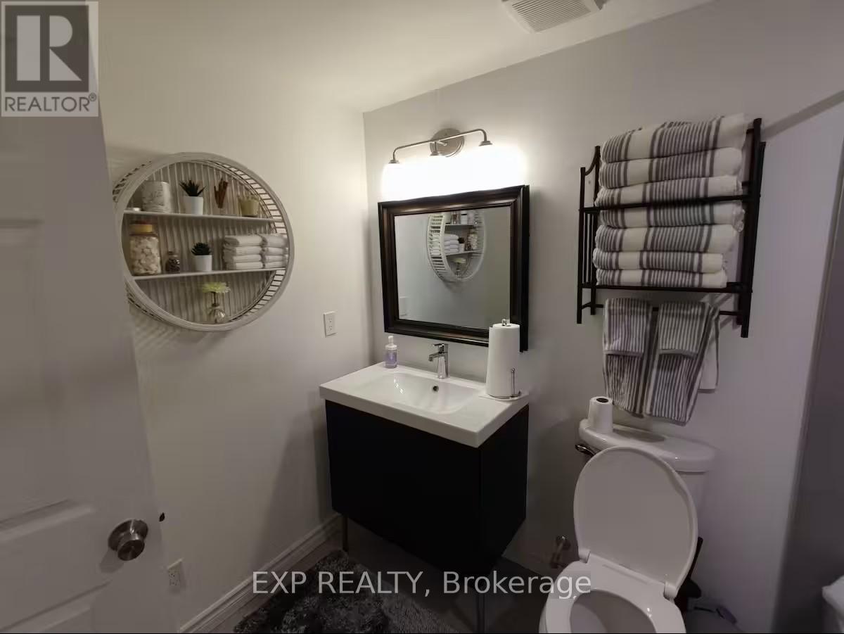 4364 Homewood Avenue, Niagara Falls, Ontario  L2E 4X2 - Photo 13 - X12690804