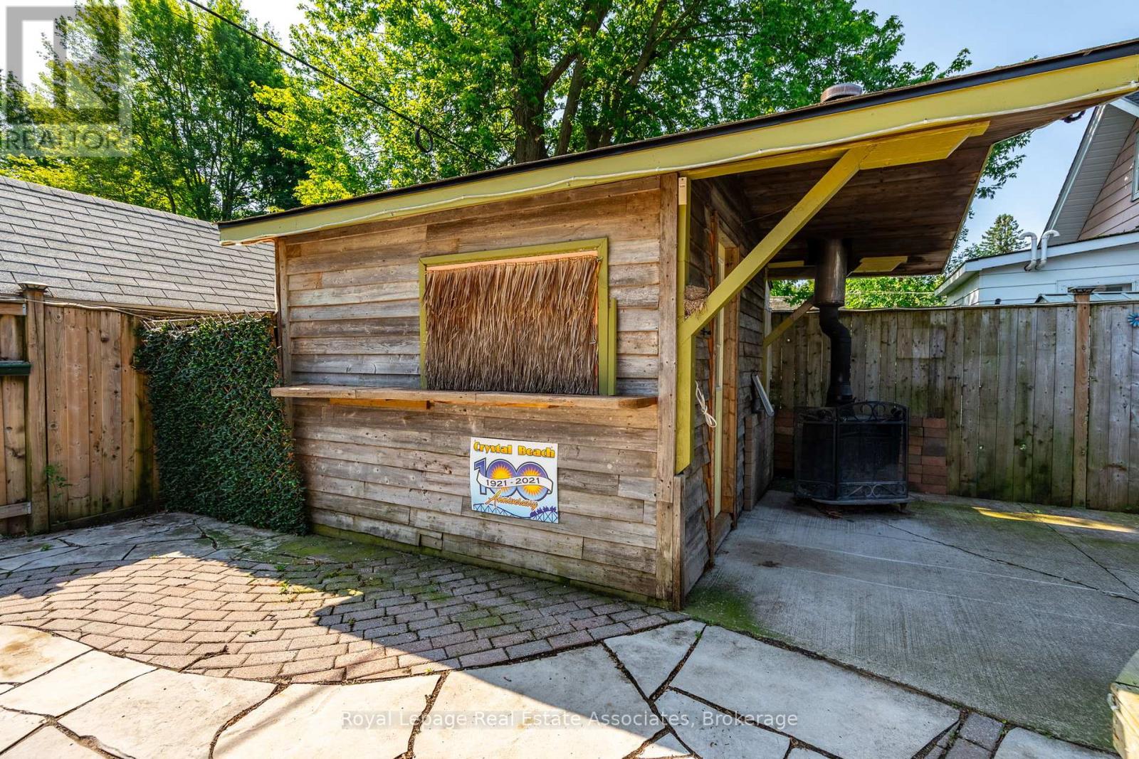 110 Derby Road, Fort Erie, Ontario  L0S 1B0 - Photo 35 - X12690876