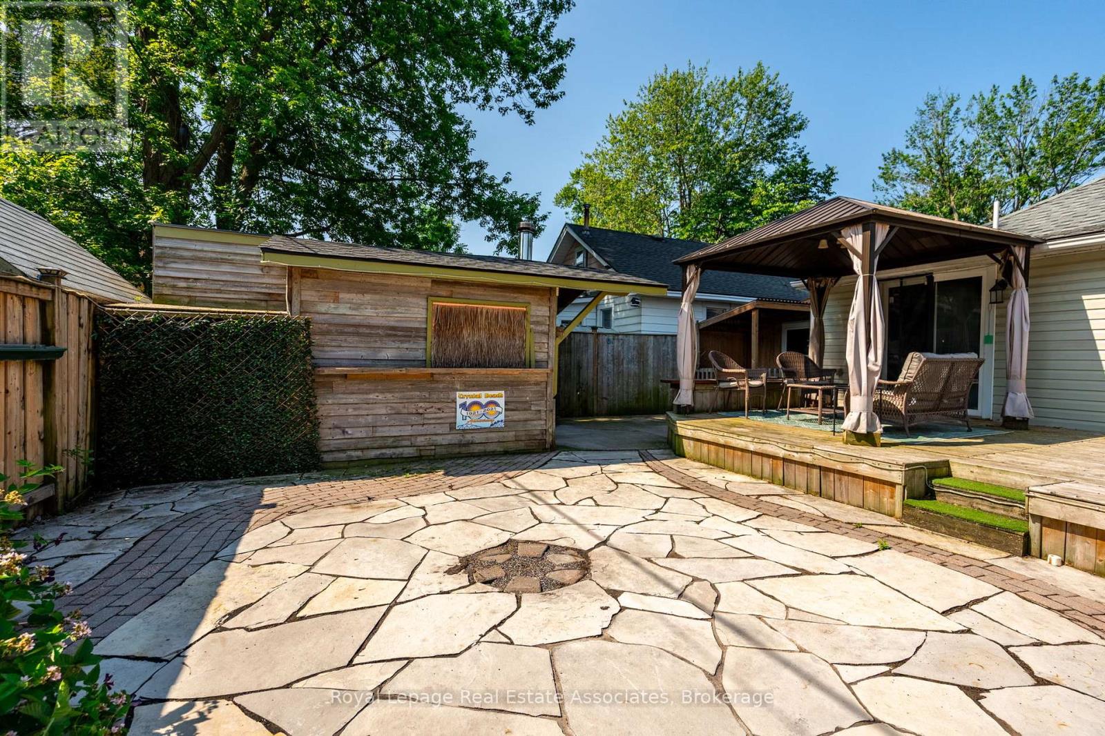 110 Derby Road, Fort Erie, Ontario  L0S 1B0 - Photo 37 - X12690876