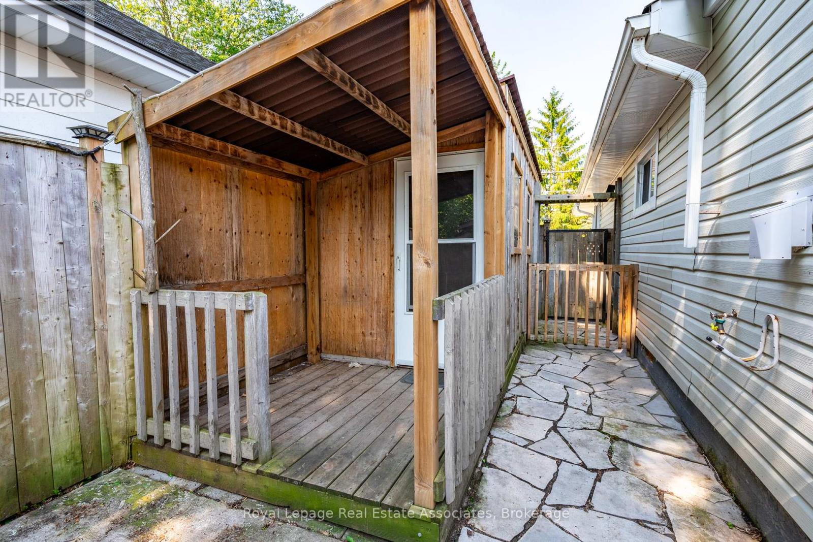 110 Derby Road, Fort Erie, Ontario  L0S 1B0 - Photo 46 - X12690876