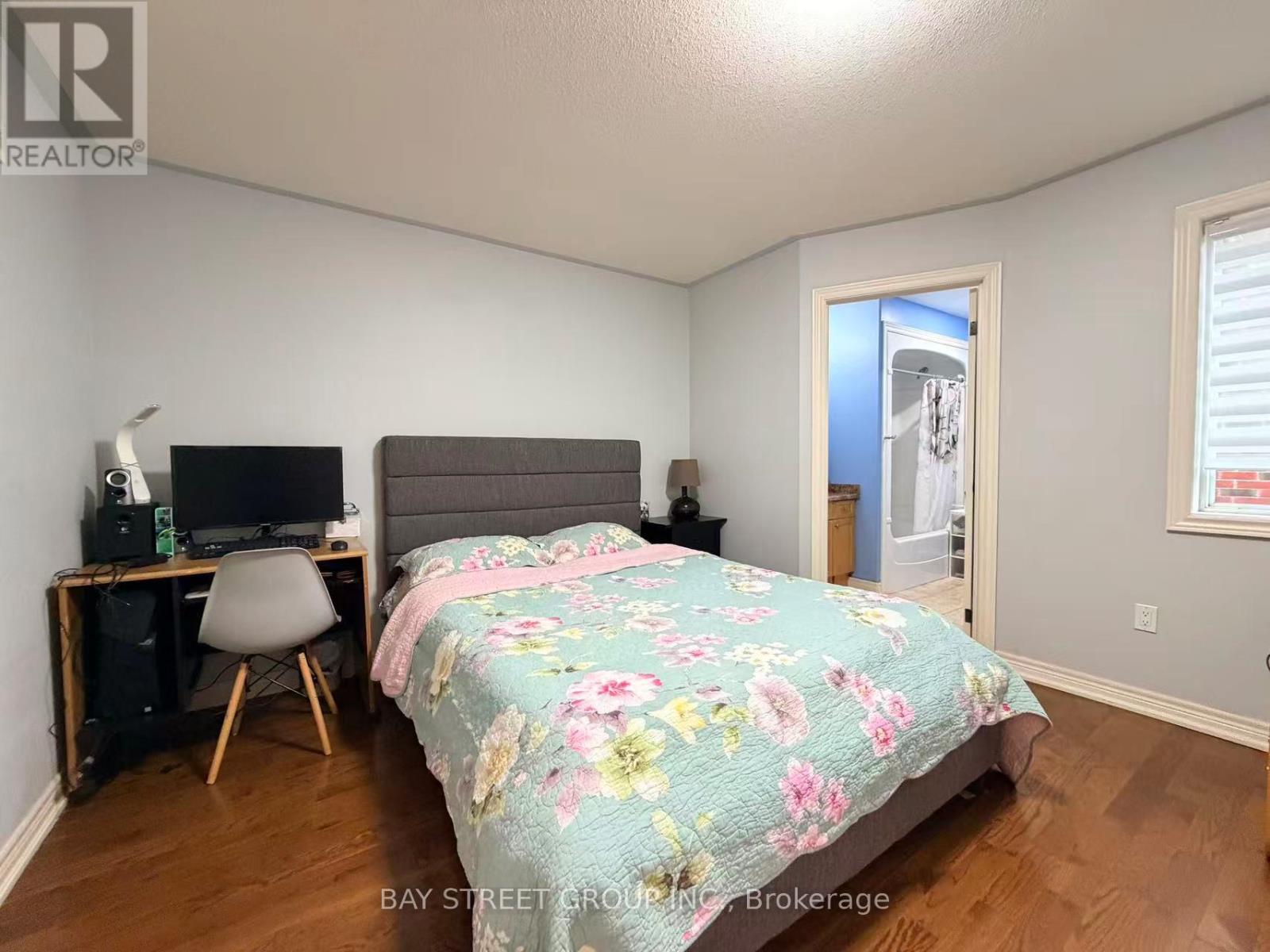 8483 Glavcic Drive, Niagara Falls, Ontario  L2H 0B5 - Photo 13 - X12690902