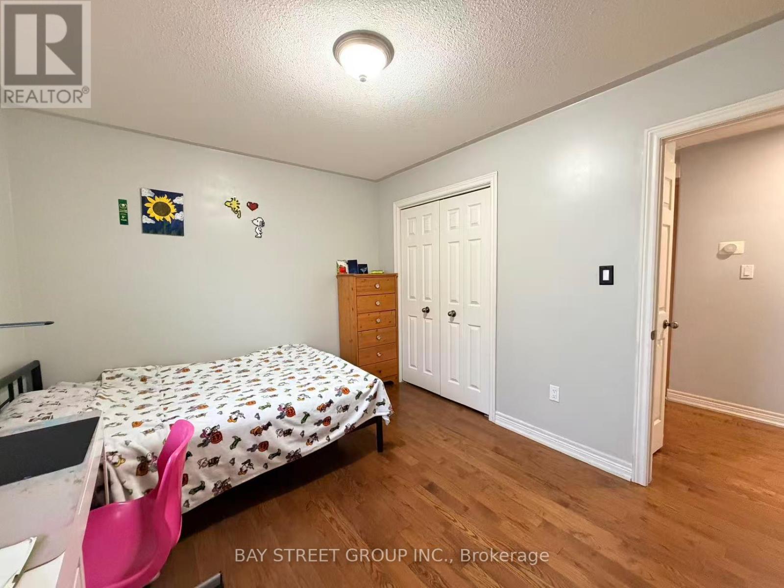 8483 Glavcic Drive, Niagara Falls, Ontario  L2H 0B5 - Photo 15 - X12690902