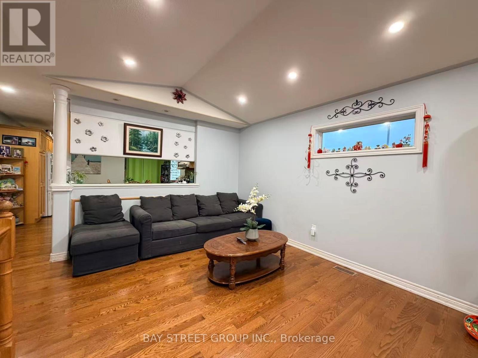 8483 Glavcic Drive, Niagara Falls, Ontario  L2H 0B5 - Photo 20 - X12690902