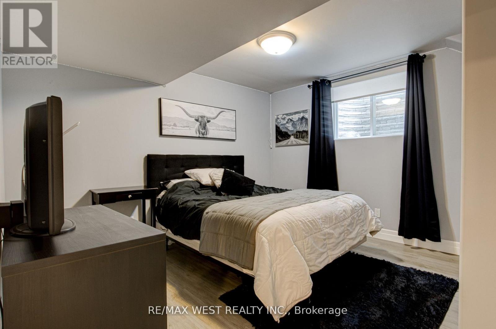 68 Challenger Avenue, North Dumfries, Ontario  N0B 1E0 - Photo 33 - X12690910