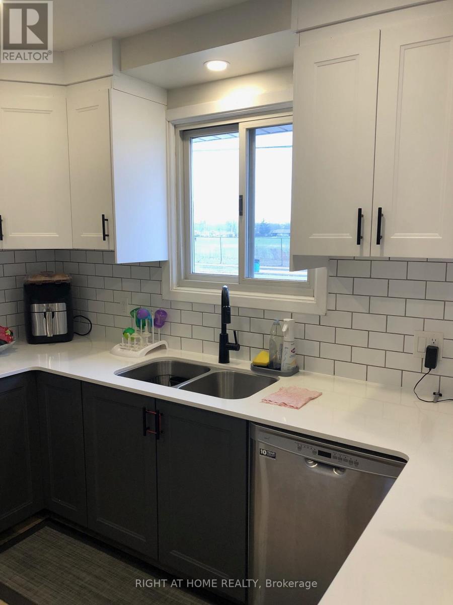 564 Lake Street, St. Catharines, Ontario  L2N 4H9 - Photo 18 - X12690916