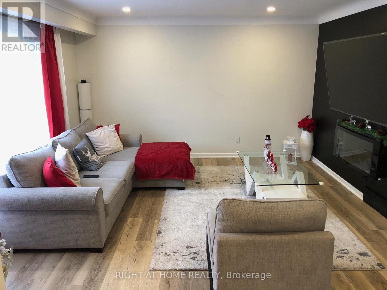 564 Lake Street, St. Catharines, Ontario  L2N 4H9 - Photo 7 - X12690916