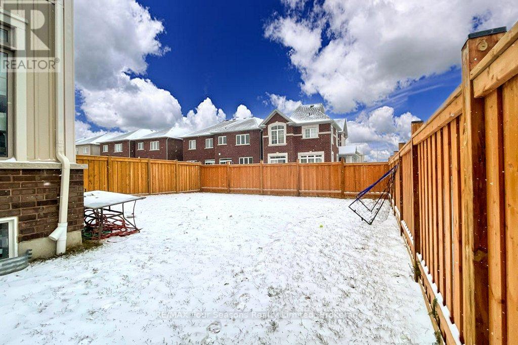 35 Kirby Avenue, Collingwood, Ontario  L9Y 3W8 - Photo 3 - S12691190