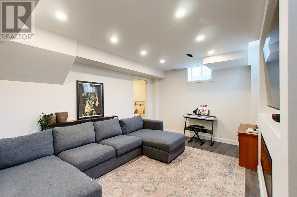 35 Kirby Avenue, Collingwood, Ontario  L9Y 3W8 - Photo 41 - S12691190