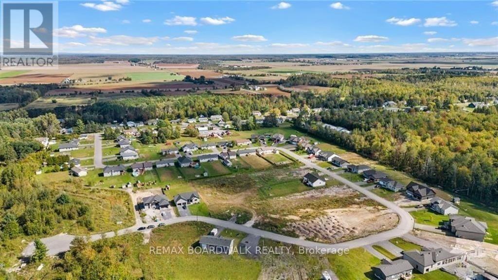 289 Roxanne Street, Clarence-Rockland, Ontario  K0A 1N0 - Photo 4 - X12590338