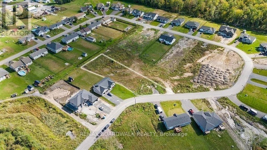 289 Roxanne Street, Clarence-Rockland, Ontario  K0A 1N0 - Photo 3 - X12590338