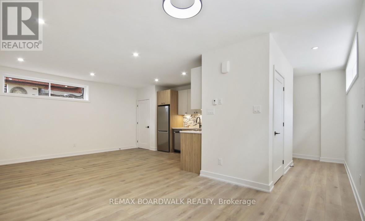 A2 - 241 Breezehill Avenue S, Ottawa, Ontario  K1Y 2J2 - Photo 7 - X12611196