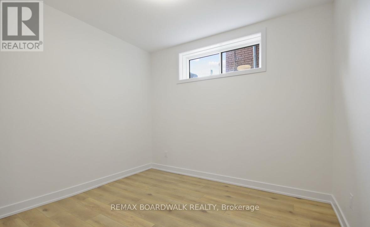 A2 - 241 Breezehill Avenue S, Ottawa, Ontario  K1Y 2J2 - Photo 10 - X12611196