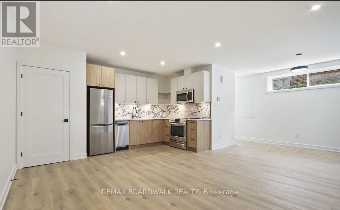 A2 - 241 Breezehill Avenue S, Ottawa, Ontario  K1Y 2J2 - Photo 5 - X12611196