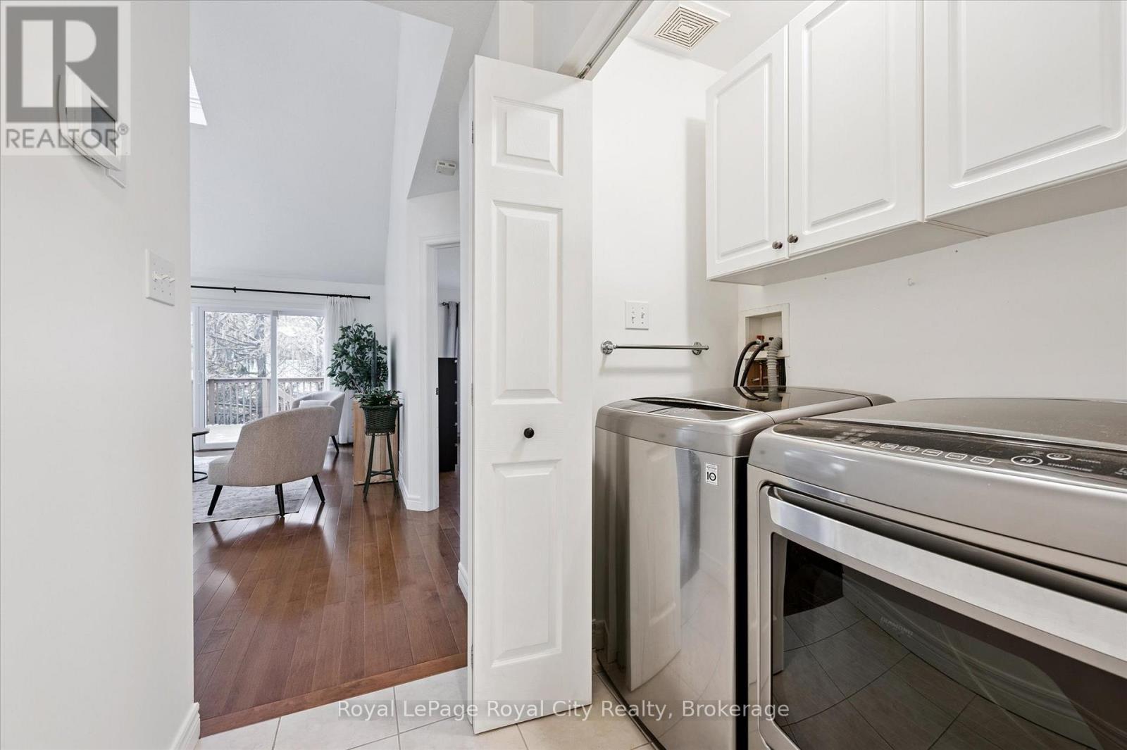 92 Schroder Crescent, Guelph, Ontario  N1E 7B4 - Photo 23 - X12691004