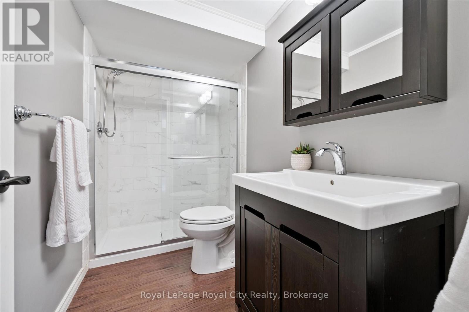 92 Schroder Crescent, Guelph, Ontario  N1E 7B4 - Photo 36 - X12691004