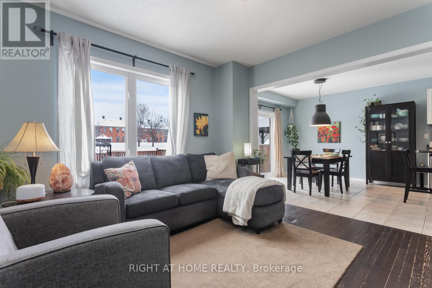 32 Rennie Street, Brock, Ontario L0C 1H0 - Photo 11 - N12691164