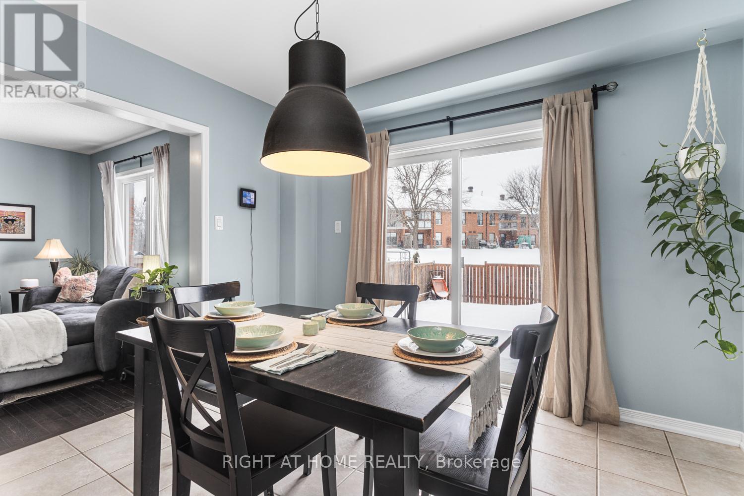 32 Rennie Street, Brock, Ontario L0C 1H0 - Photo 13 - N12691164