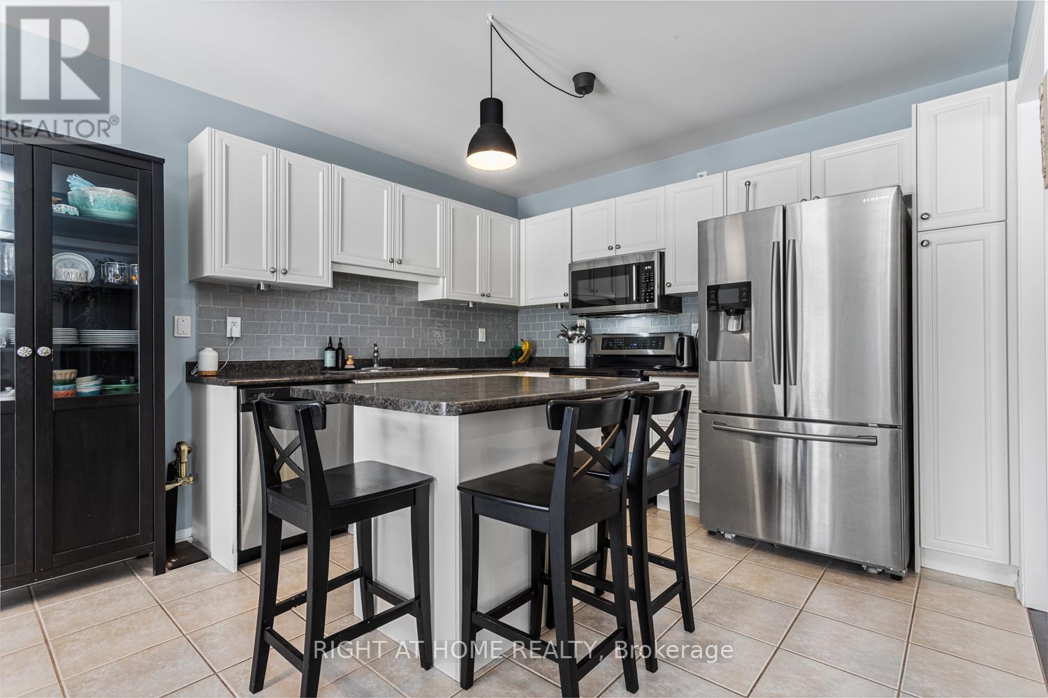 32 Rennie Street, Brock, Ontario L0C 1H0 - Photo 14 - N12691164