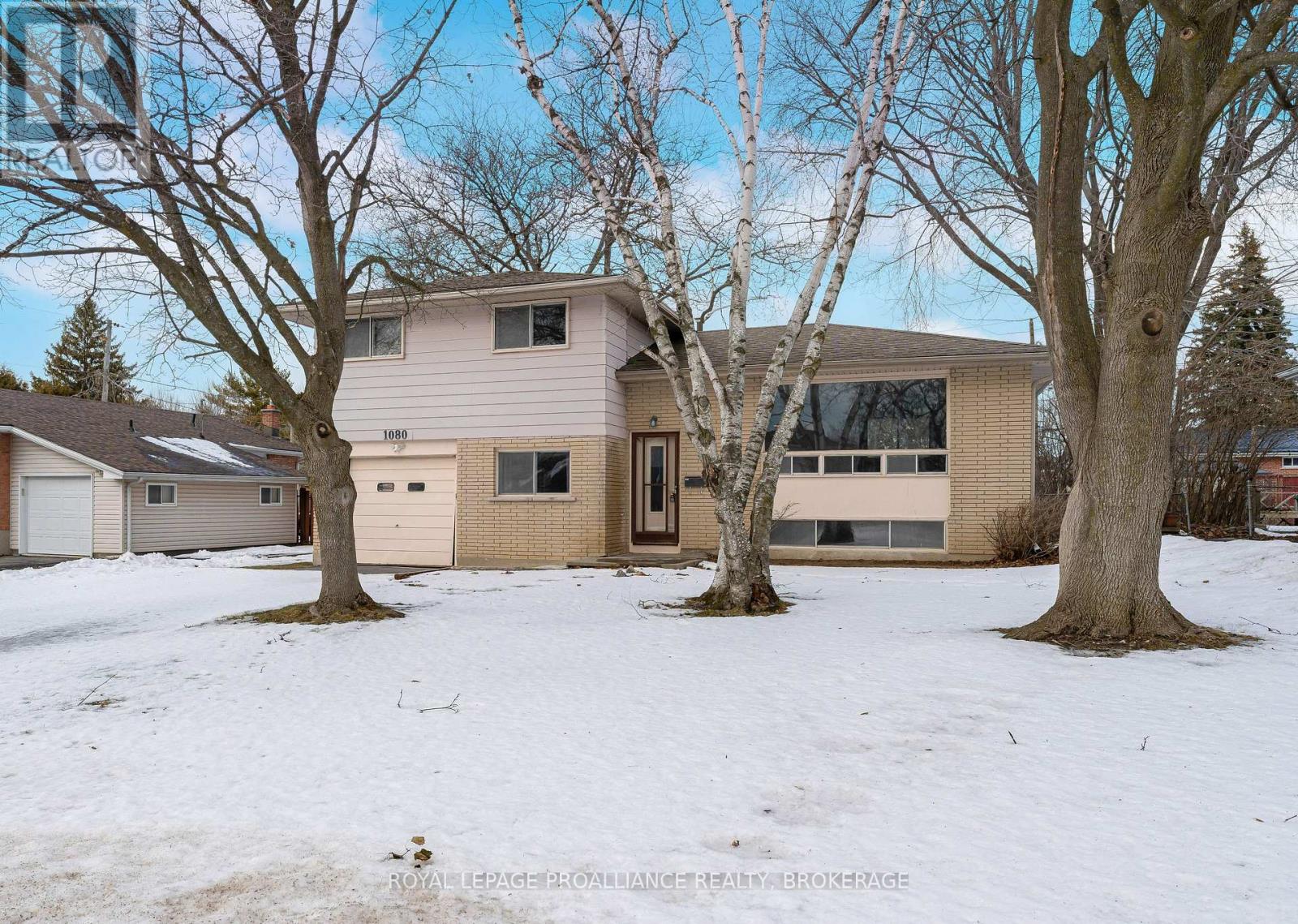 1080 Hudson Drive, Kingston, Ontario  K7M 5L1 - Photo 1 - X12690954