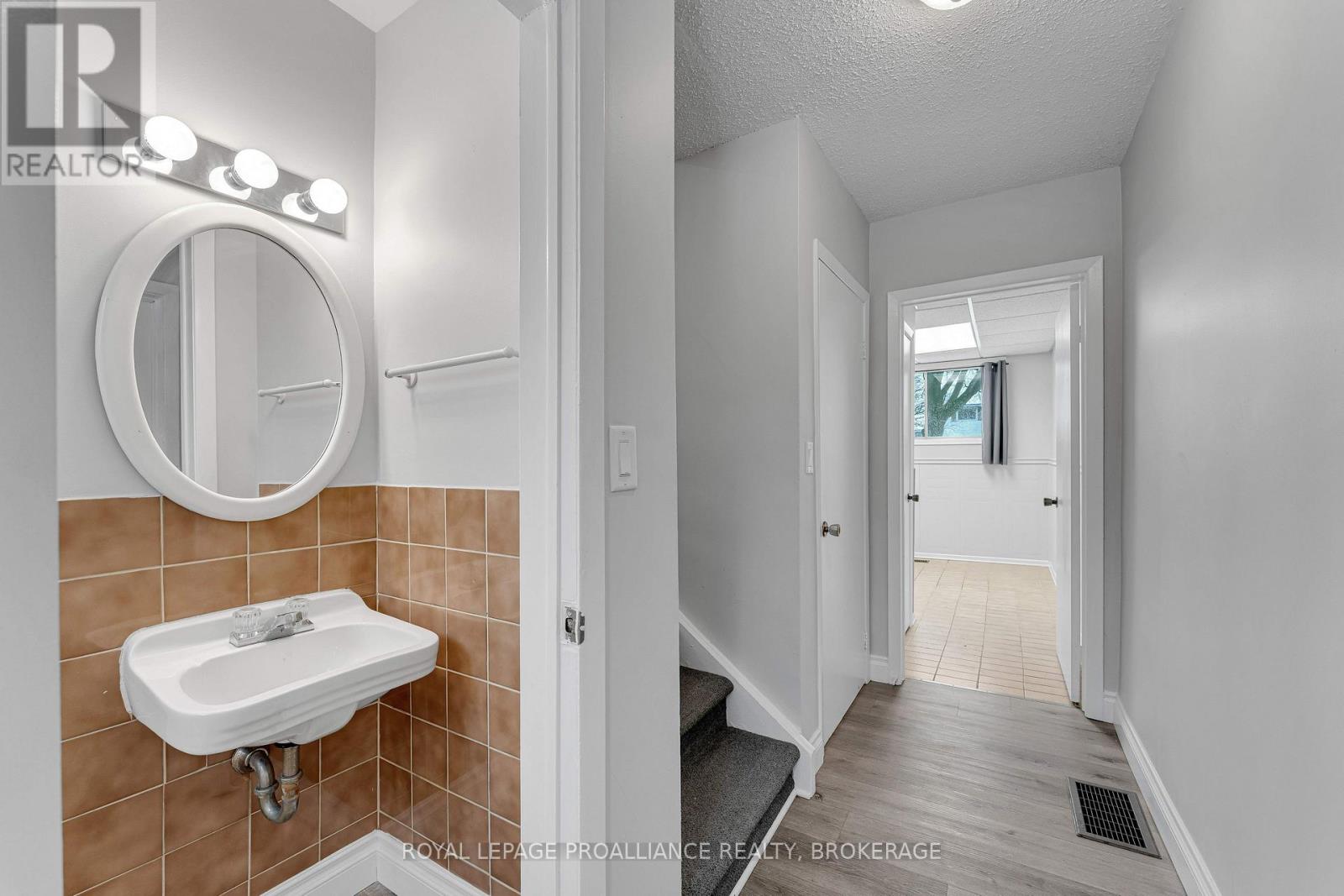 1080 Hudson Drive, Kingston, Ontario  K7M 5L1 - Photo 21 - X12690954