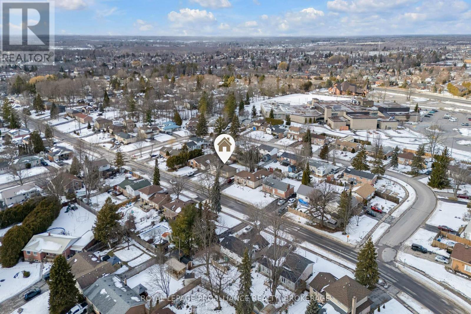 1080 Hudson Drive, Kingston, Ontario  K7M 5L1 - Photo 3 - X12690954