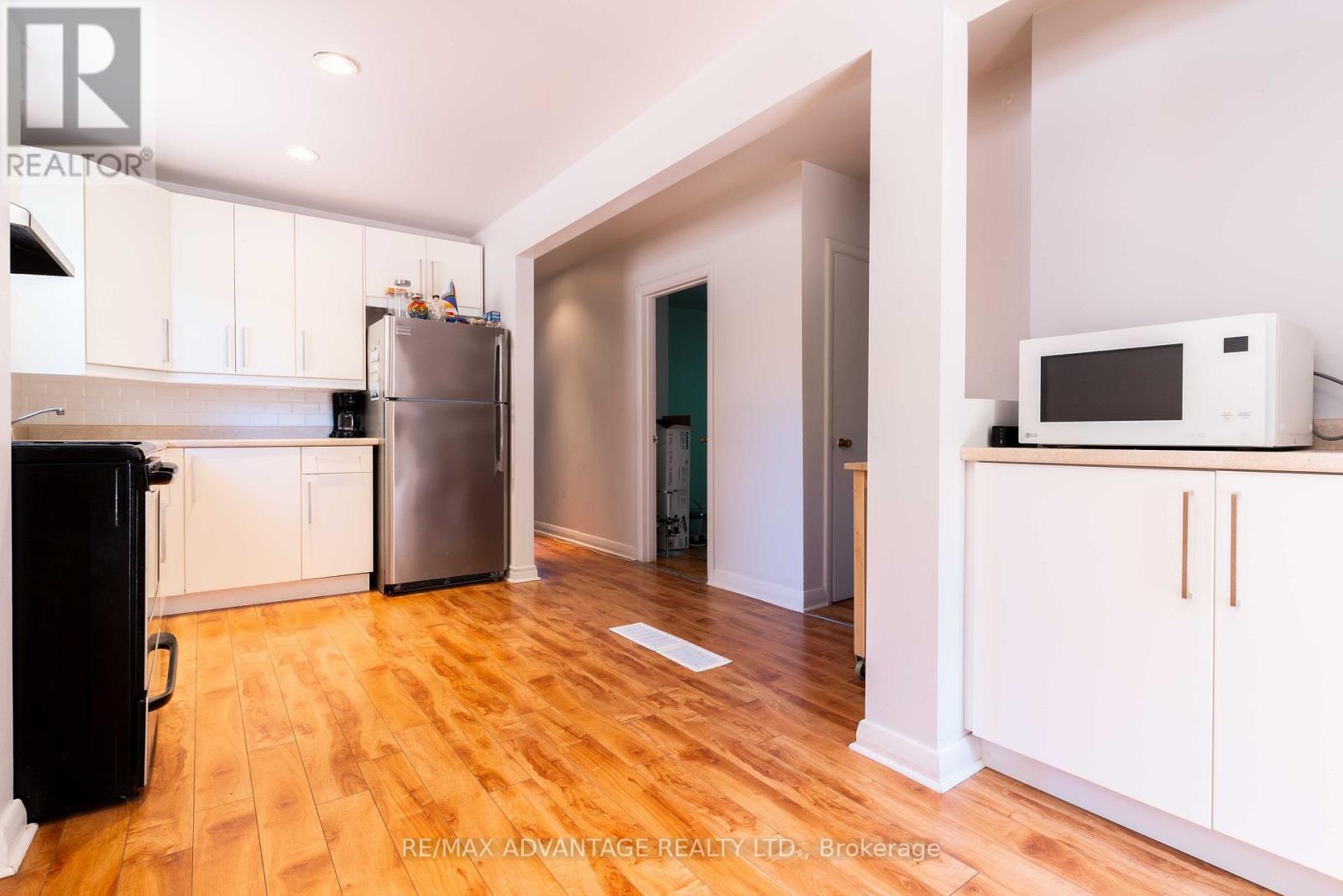 206-208 Barry Place, London North, Ontario  N6H 1K1 - Photo 26 - X12691046