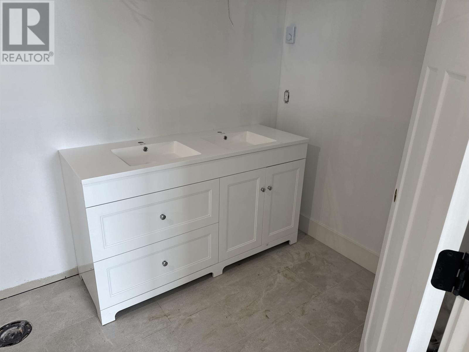 137 Oak Drive, Charlottetown, Prince Edward Island  C1A 6T4 - Photo 12 - 202520901