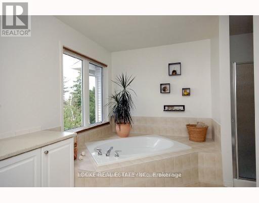 149 Copperwood Street, Ottawa, Ontario  K1C 7S3 - Photo 10 - X12690948