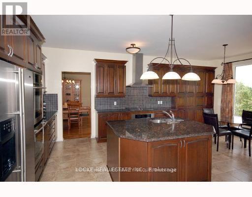 149 Copperwood Street, Ottawa, Ontario  K1C 7S3 - Photo 5 - X12690948