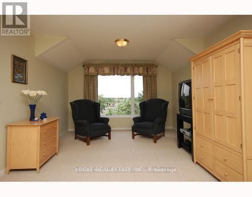 149 Copperwood Street, Ottawa, Ontario  K1C 7S3 - Photo 9 - X12690948