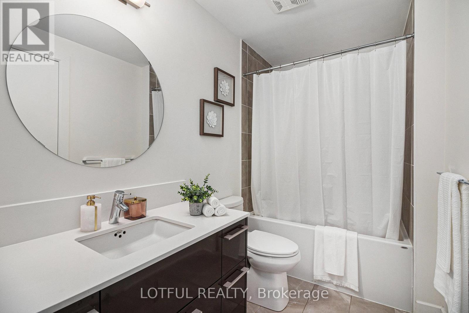 1604 - 255 Bay Street, Ottawa, Ontario  K1R 0C5 - Photo 19 - X12690994