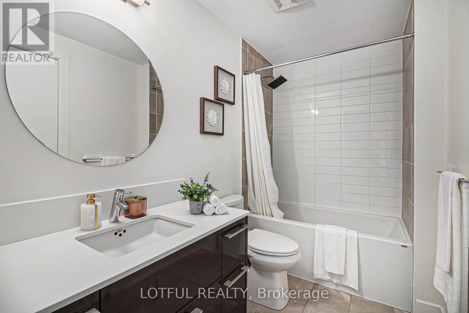 1604 - 255 Bay Street, Ottawa, Ontario  K1R 0C5 - Photo 20 - X12690994