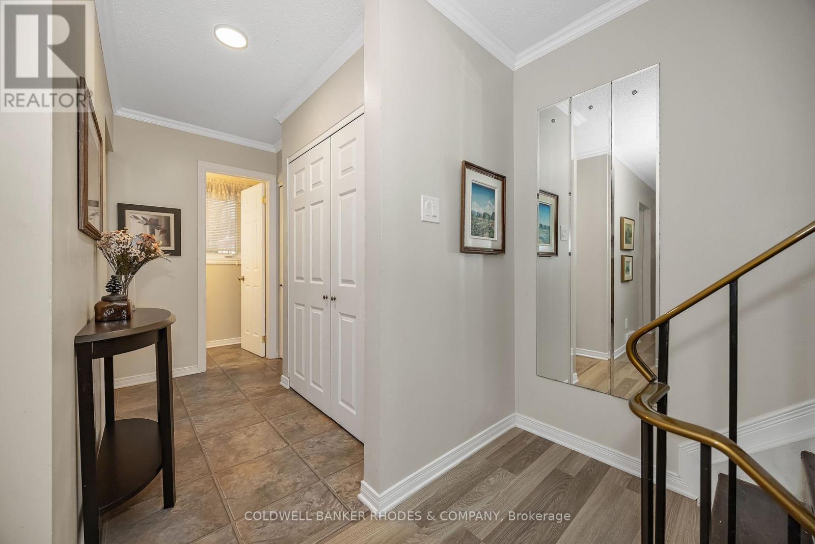 4 Almond Lane, Ottawa, Ontario  K2L 3T2 - Photo 13 - X12691040