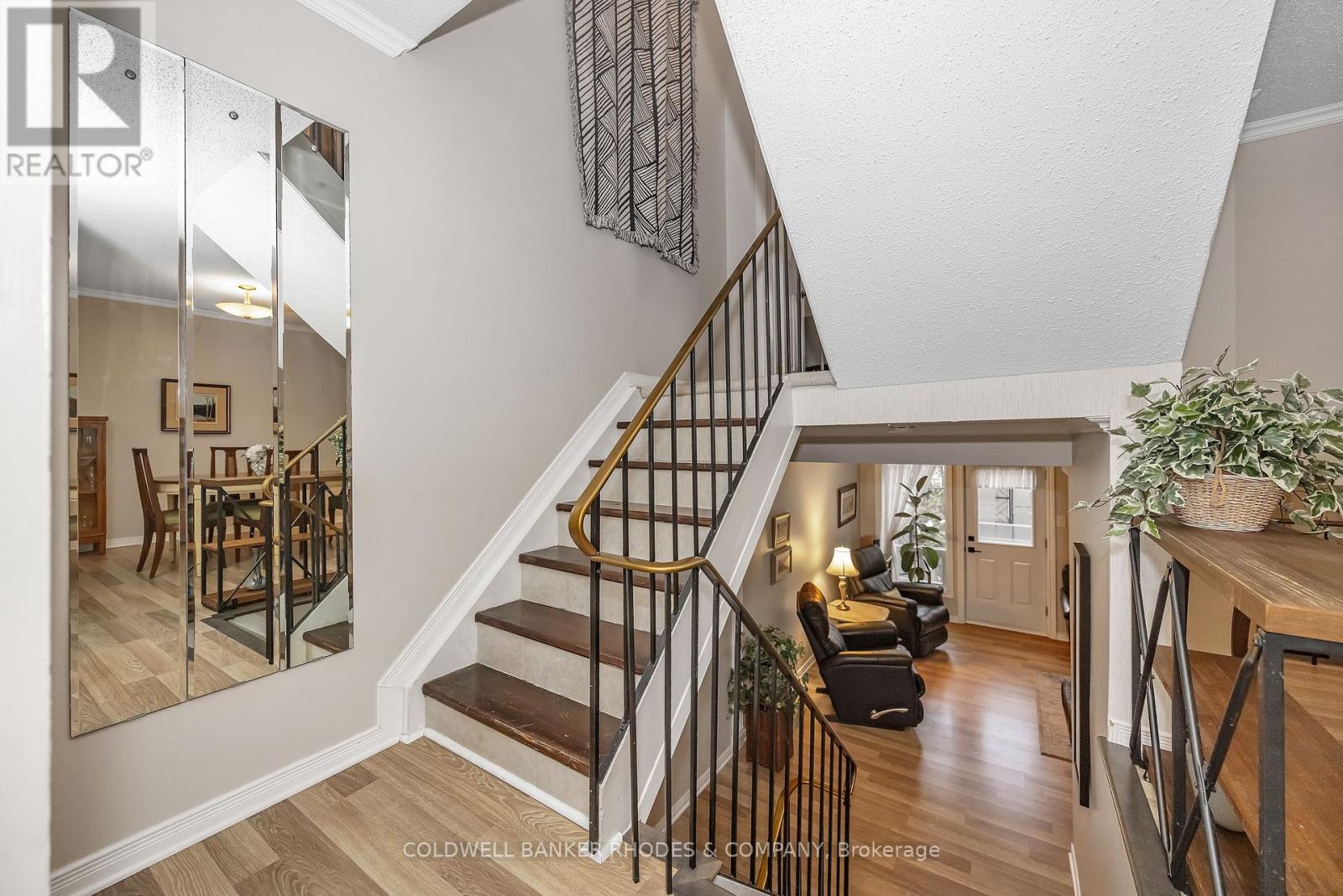 4 Almond Lane, Ottawa, Ontario  K2L 3T2 - Photo 15 - X12691040