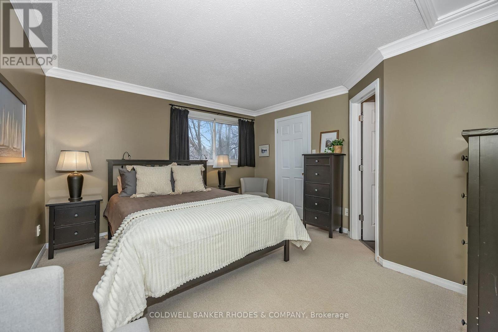 4 Almond Lane, Ottawa, Ontario  K2L 3T2 - Photo 16 - X12691040