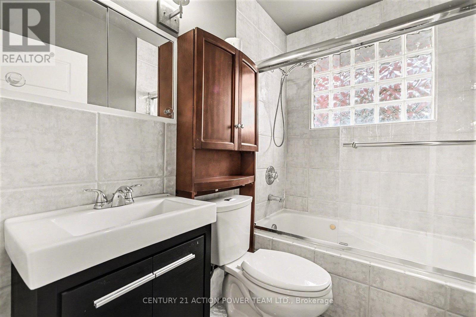 A - 1221 Kitchener Avenue, Ottawa, Ontario  K1V 6W4 - Photo 24 - X12691084